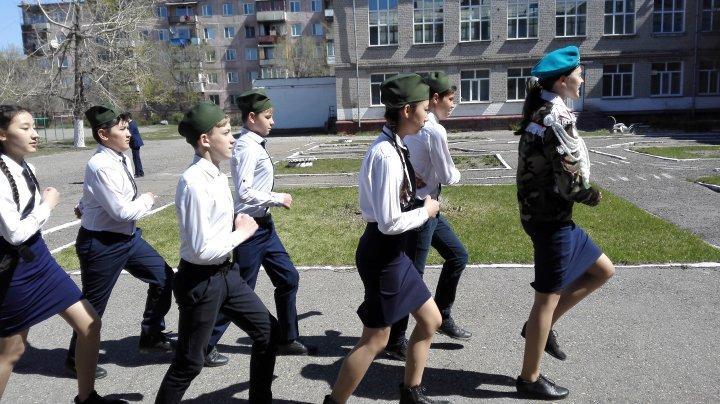 Конкурс "Строя и песни"